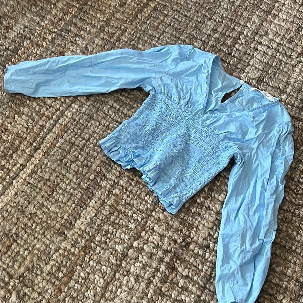 Linden Street Studio Blue Structured LS Blouse 
Size Small